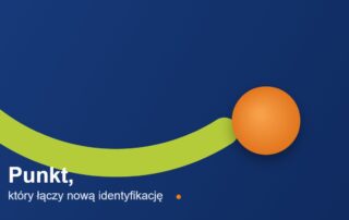 Grafika nowej identyfikacji Powiatu Nowotomyskiego – zielony łuk i pomarańczowy punkt na granatowym tle